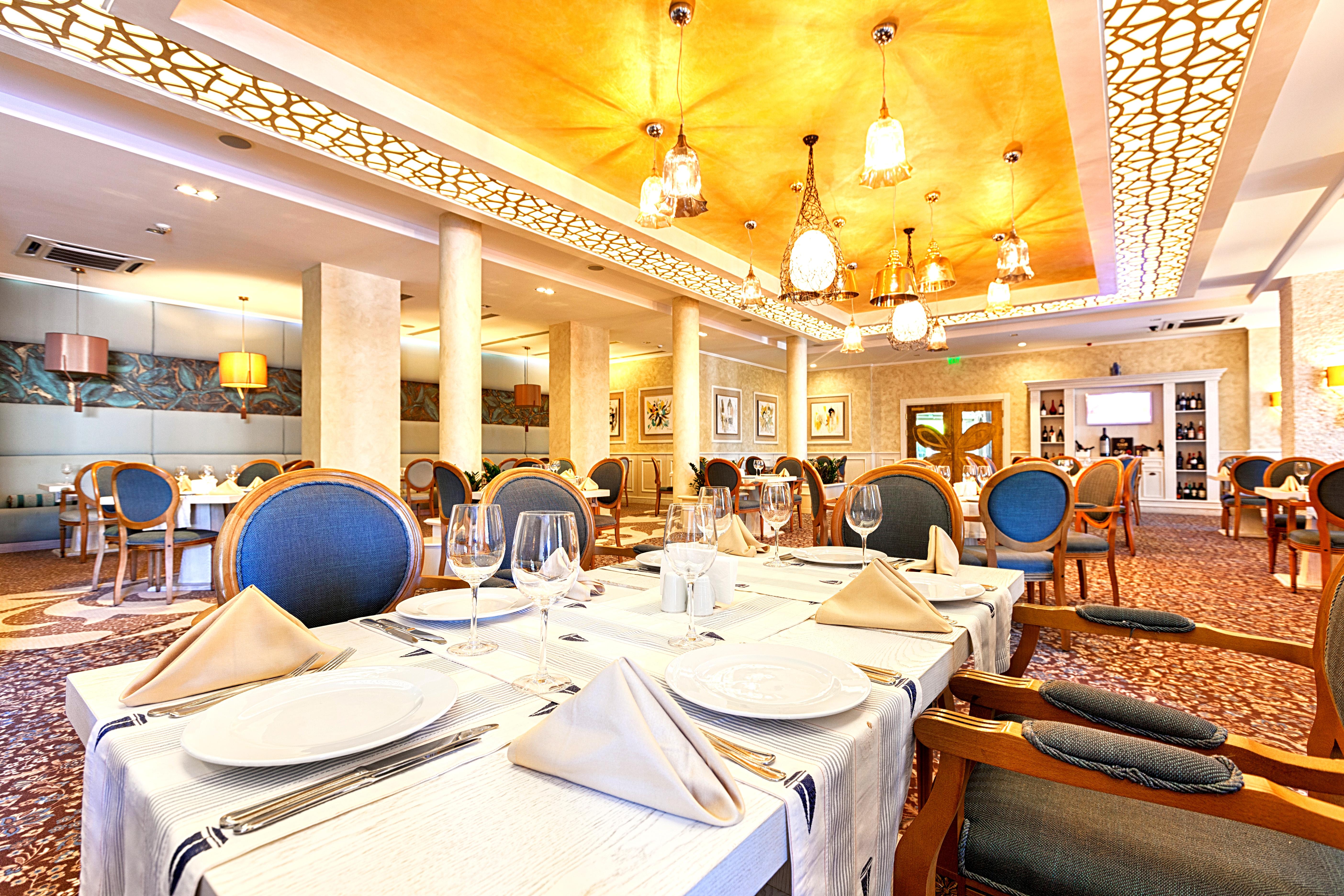 그랜드 호텔 앤 스파 프리모레츠 부르가스 외부 사진 The restaurant