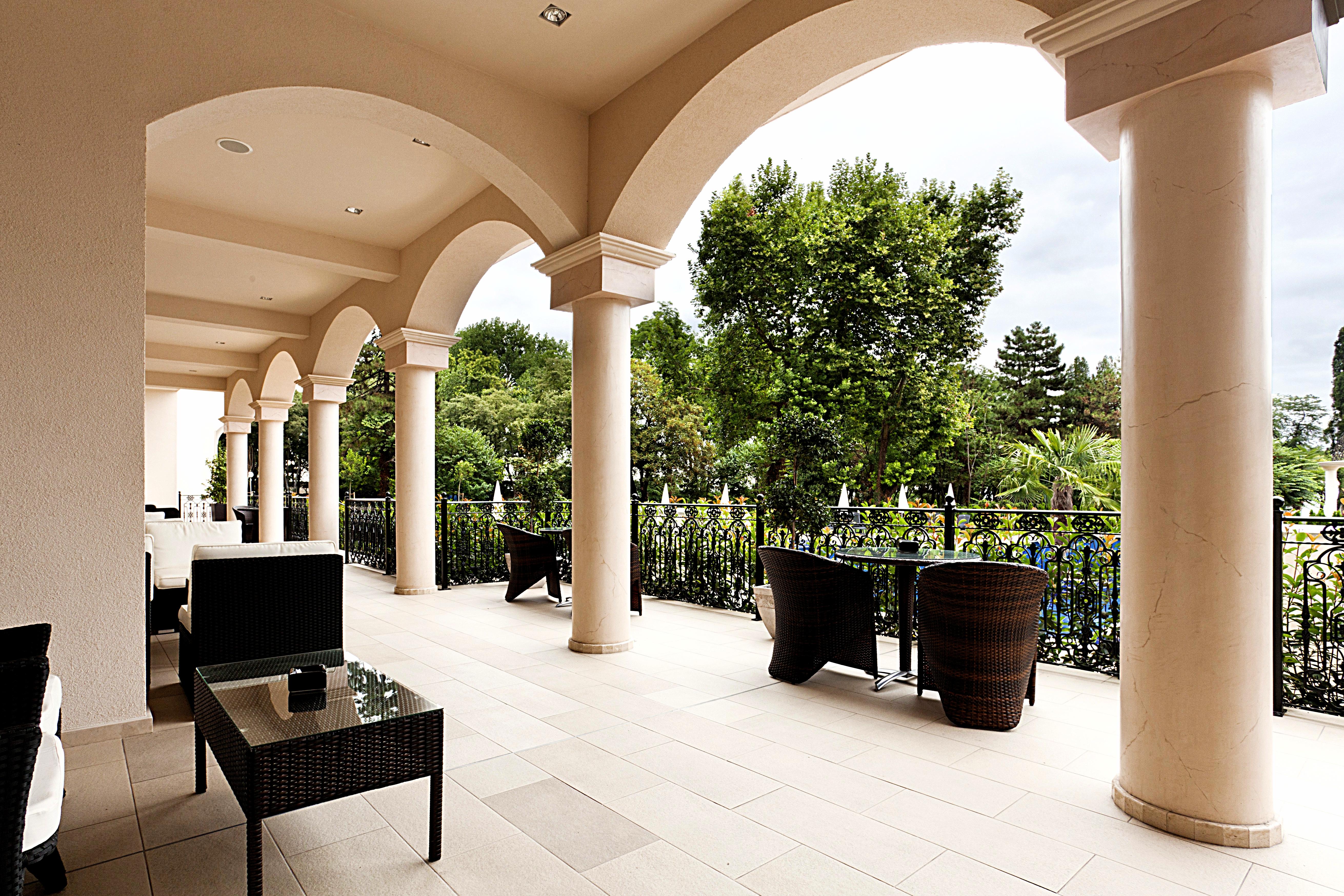 그랜드 호텔 앤 스파 프리모레츠 부르가스 외부 사진 The Terrace at The Dorchester