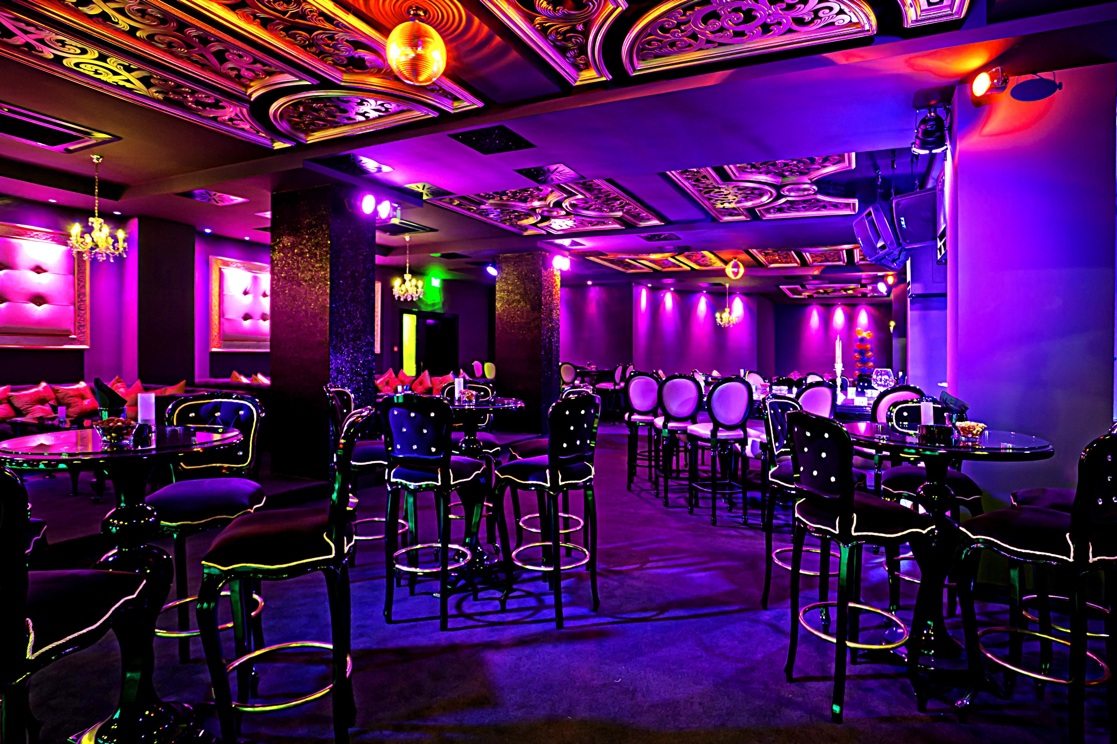 그랜드 호텔 앤 스파 프리모레츠 부르가스 외부 사진 The interior of the nightclub